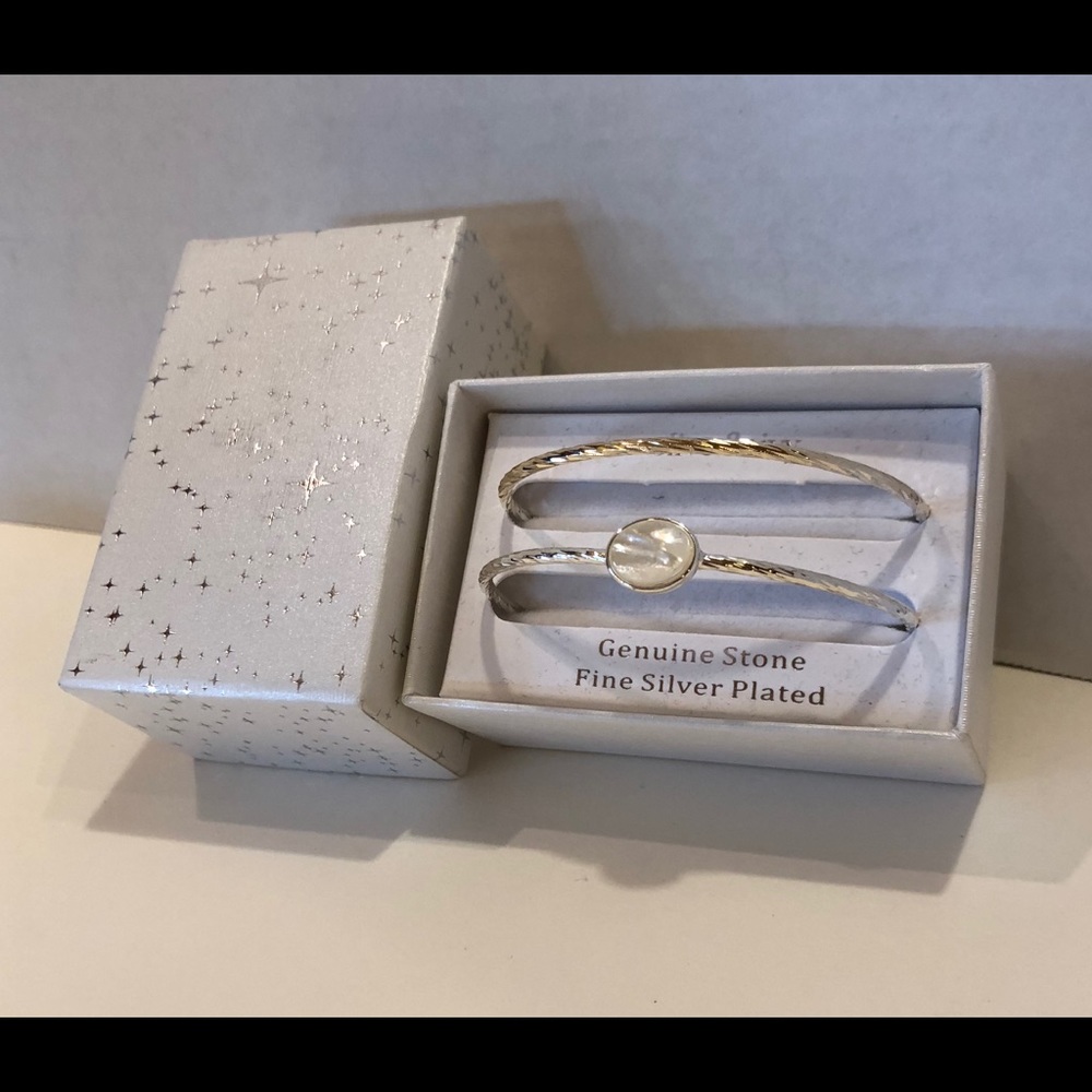 Beautiful Bracelet Set! - Picture 3 of 5